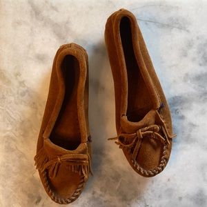 Minnetonka SZ. 7 Moccasins